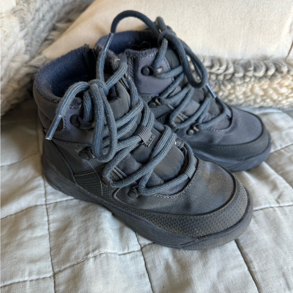 Zara Navy Kids Hiking Boots sz 9